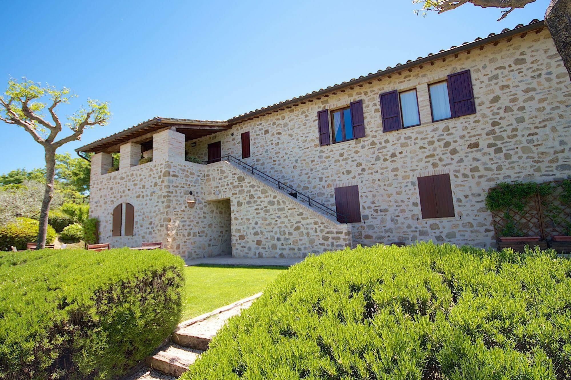 Agriturismo Le Colombe Assisi Luaran gambar